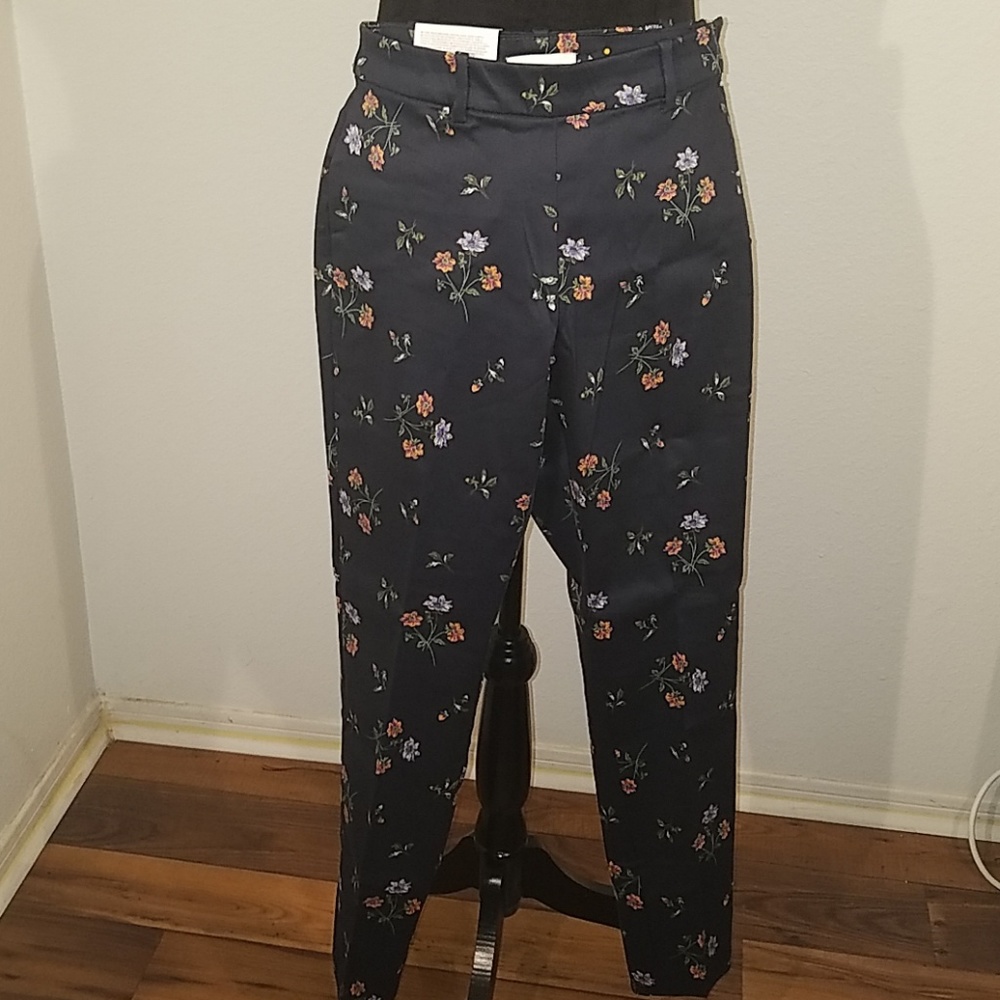 Ankle pants